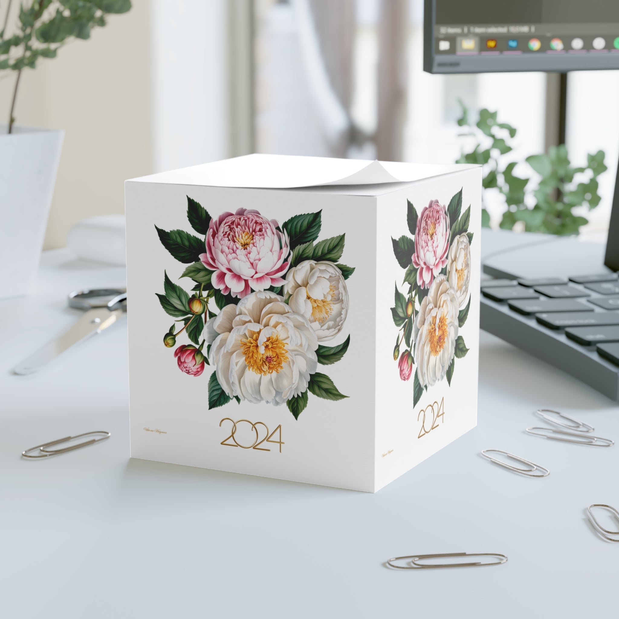 LANC MULTI PEONY IN BLOOM 2024 STICKY NOTE CUBE