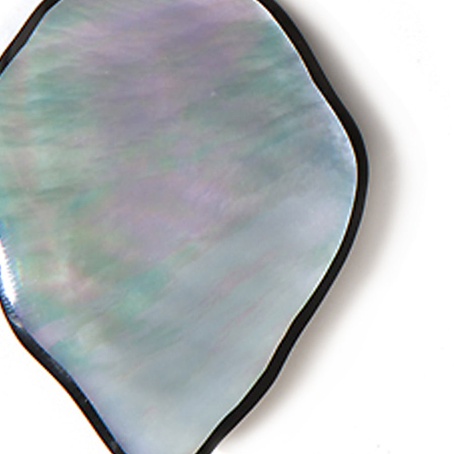 PETAL EARRINGS SILVER MOP