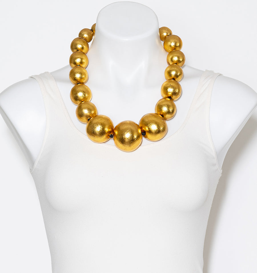 LARGE BEAD GOLD FOIL NECKLACE. GOLD