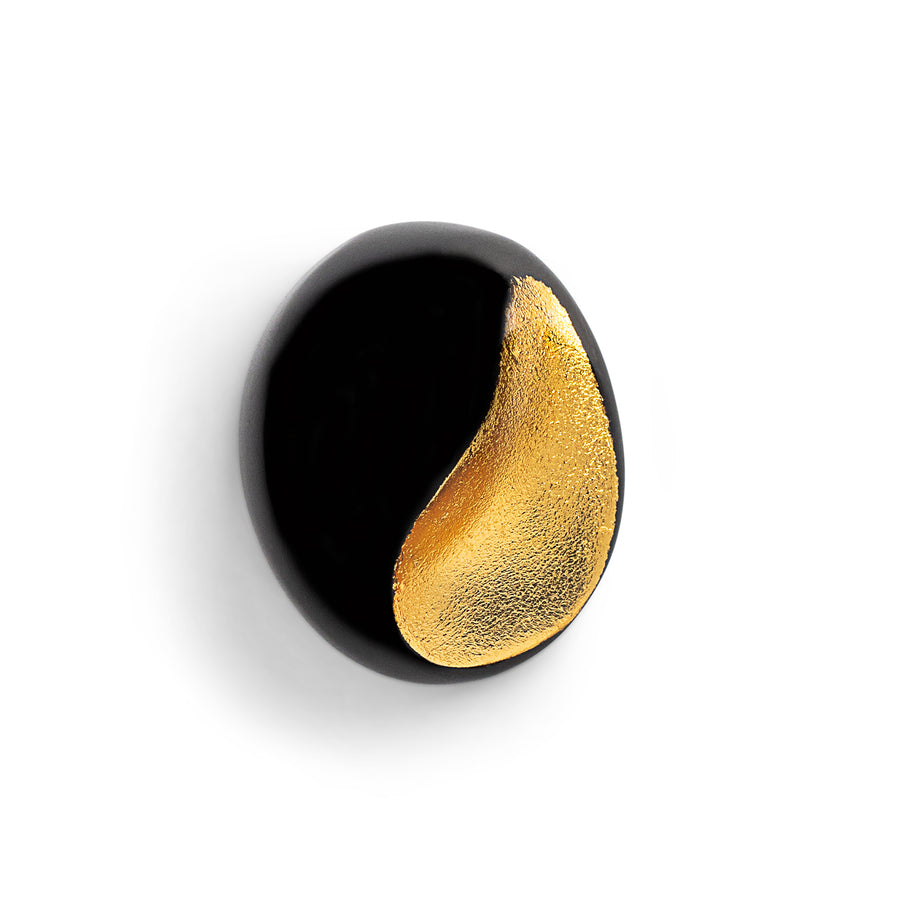 YIN AND YANG STUD EARRINGS BLACK/GOLD